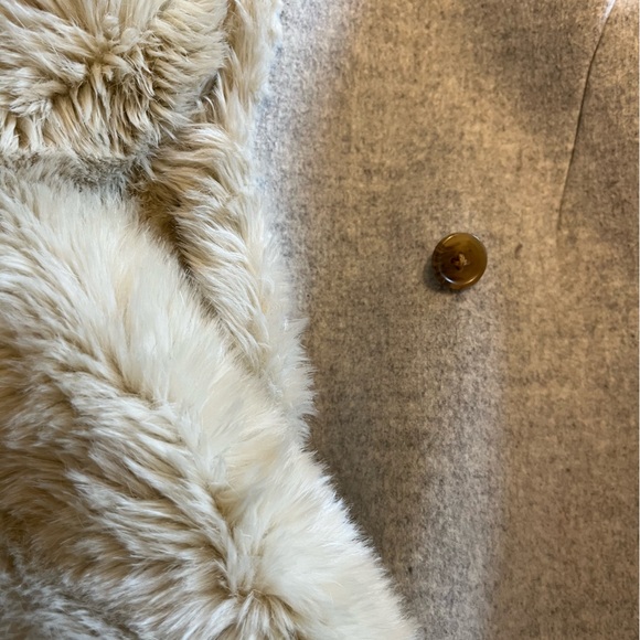 Aritzia Wilfred wool coat with fur collar size XXS - Picture 6 of 10